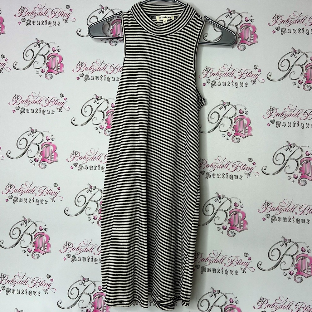 Monteau dress mock neck high neck Black and White Striped Top